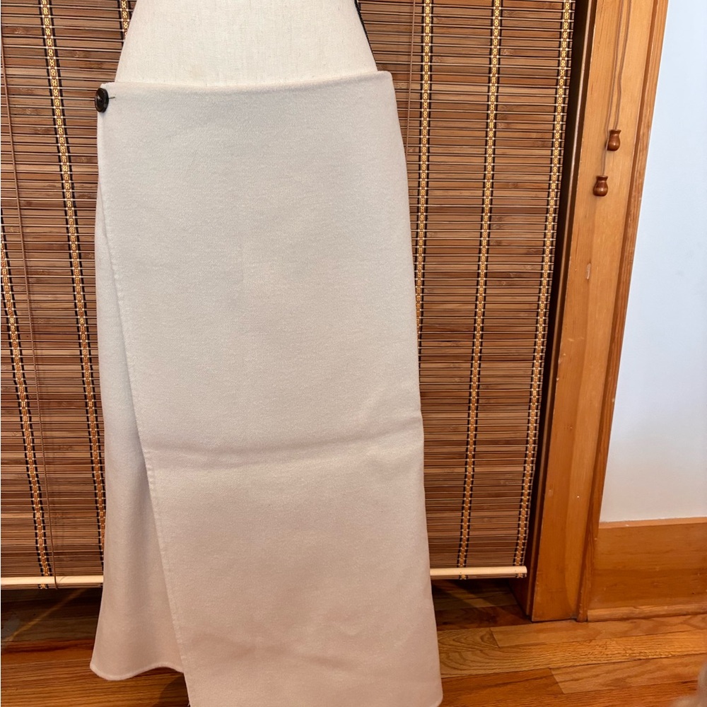 COS Cream-Colored Wool Blend Skirt